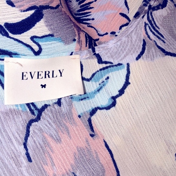 Everly small floral kimono summer wrap - Picture 4 of 5